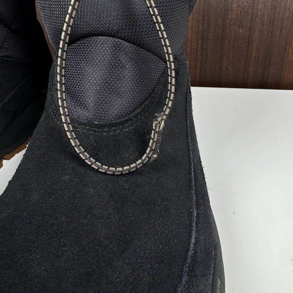 DANNER Cloud Cap, Black Suede Insulated 400G - Men's 9 D